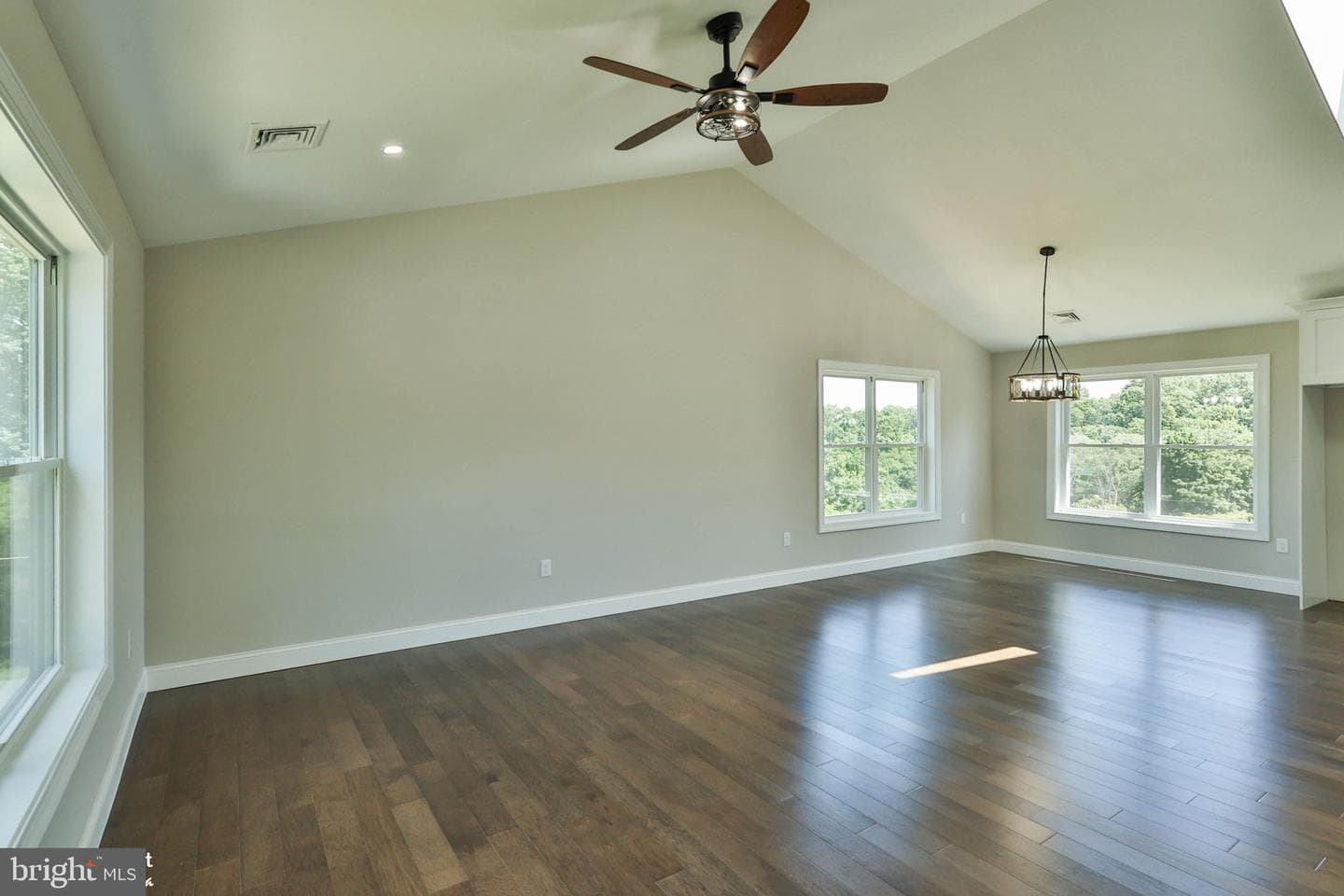 2212 Skyline Drive photo 50