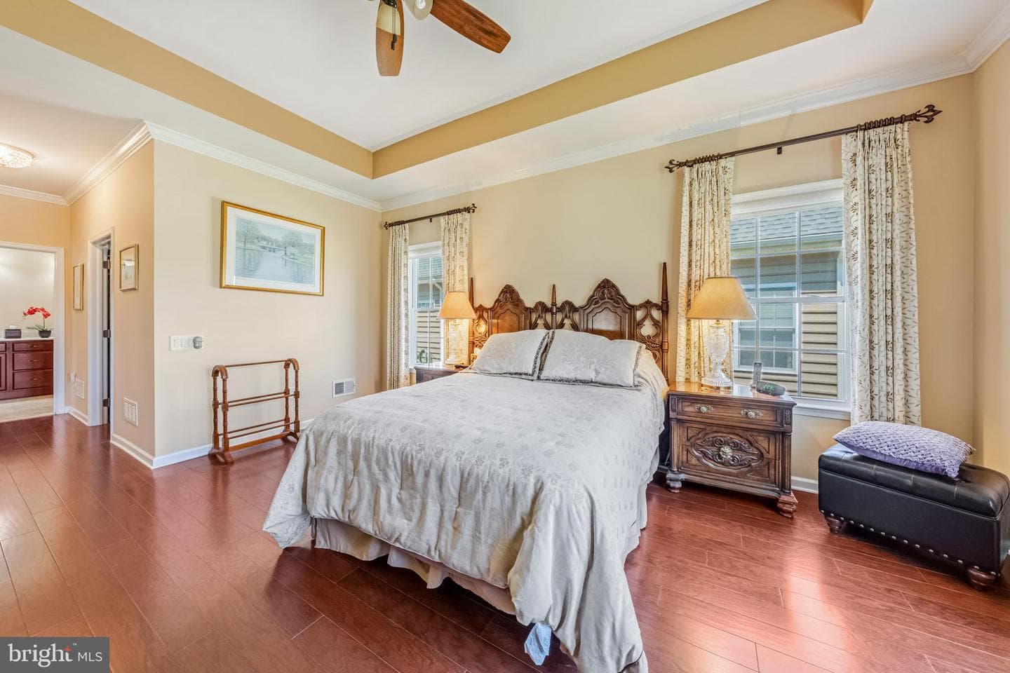 4406 Colonial photo 23