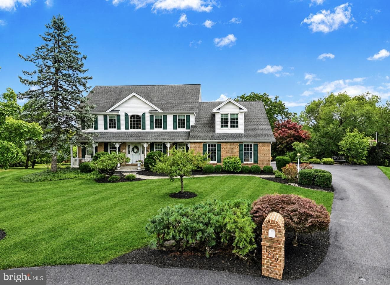 1830 Pear Court photo 1