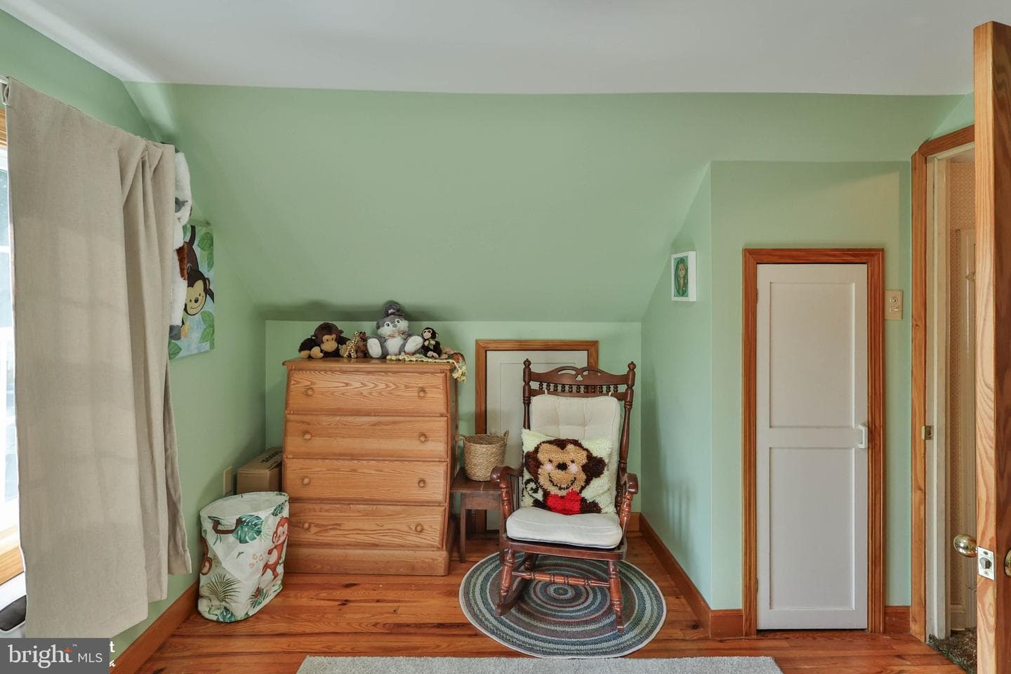 132 E Landis Street photo 35