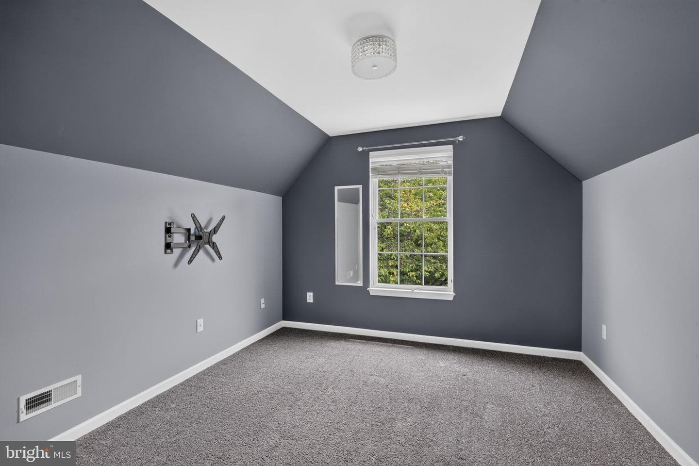6719 Mink Road photo 28
