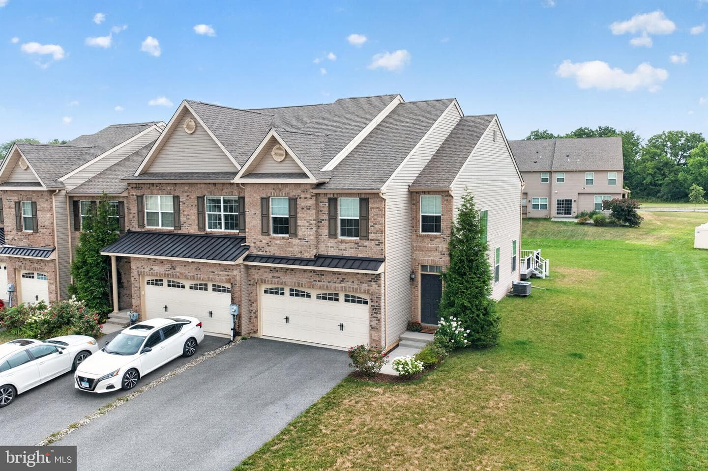 1497 Caspian Street photo 47