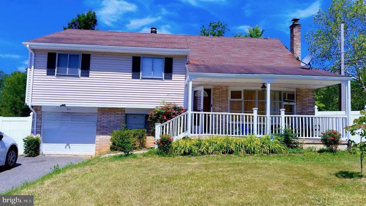 511 E Harrison Street photo 1