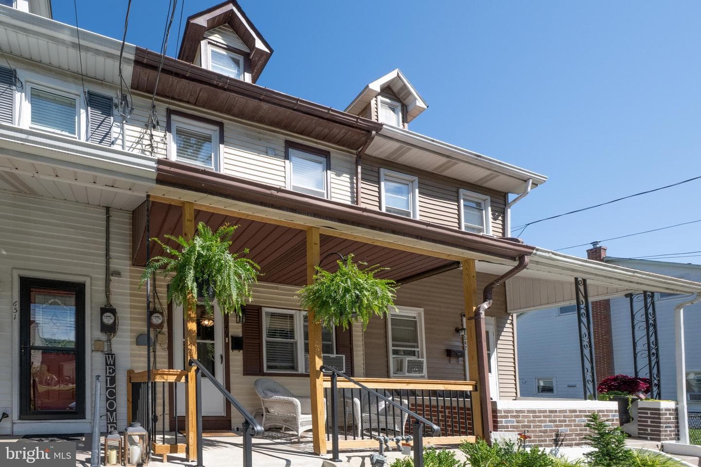 649 Furnace Street photo 1