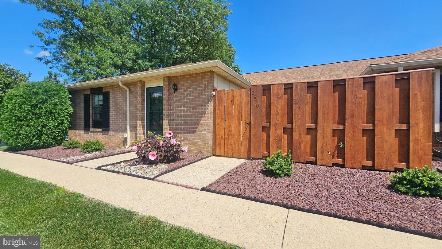 2870 Springhaven Place photo 1
