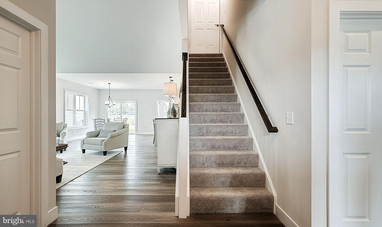 9 Pinnacle Ridge Drive photo 3