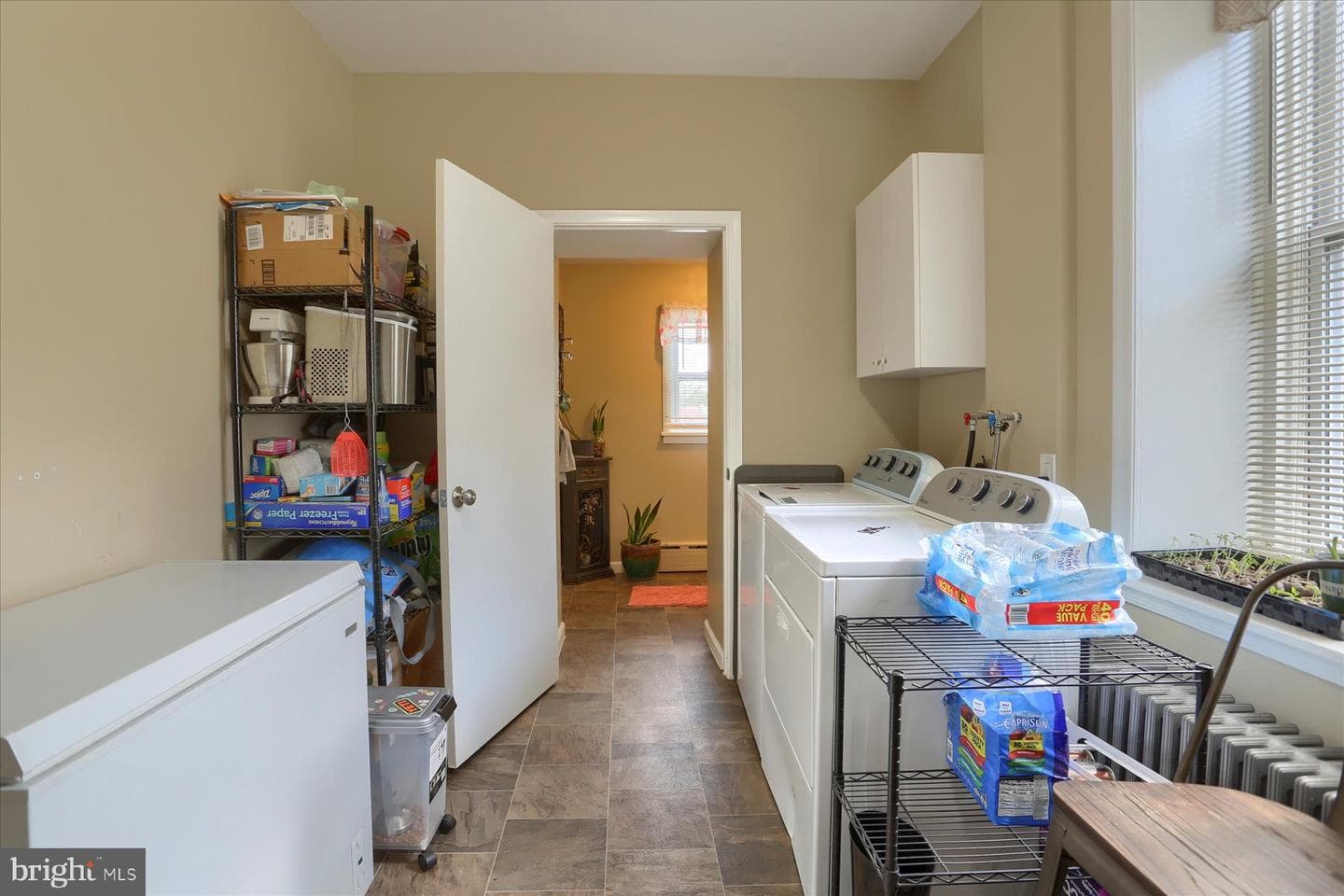 448 E Maple Street photo 11