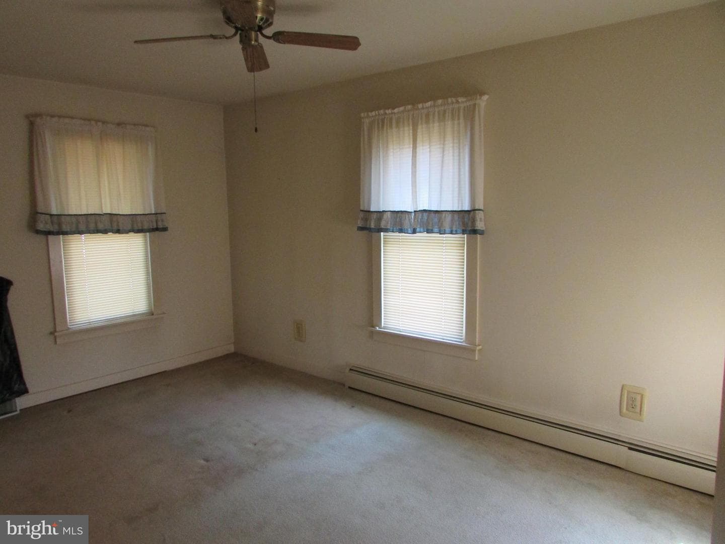 7 E Park Avenue photo 15