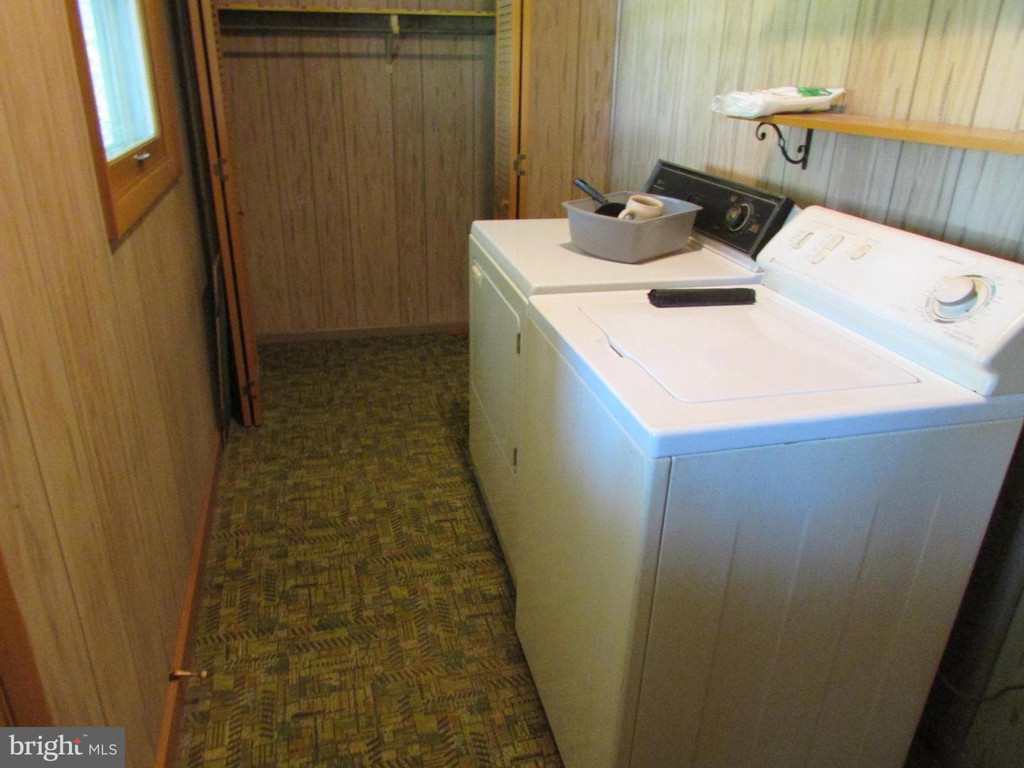 7 E Park Avenue photo 18