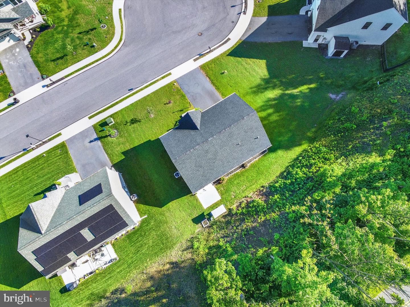 526 Darlington Avenue photo 43