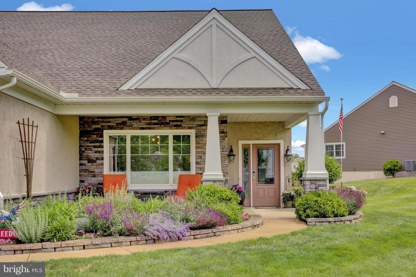 1026 Grant Circle photo 4