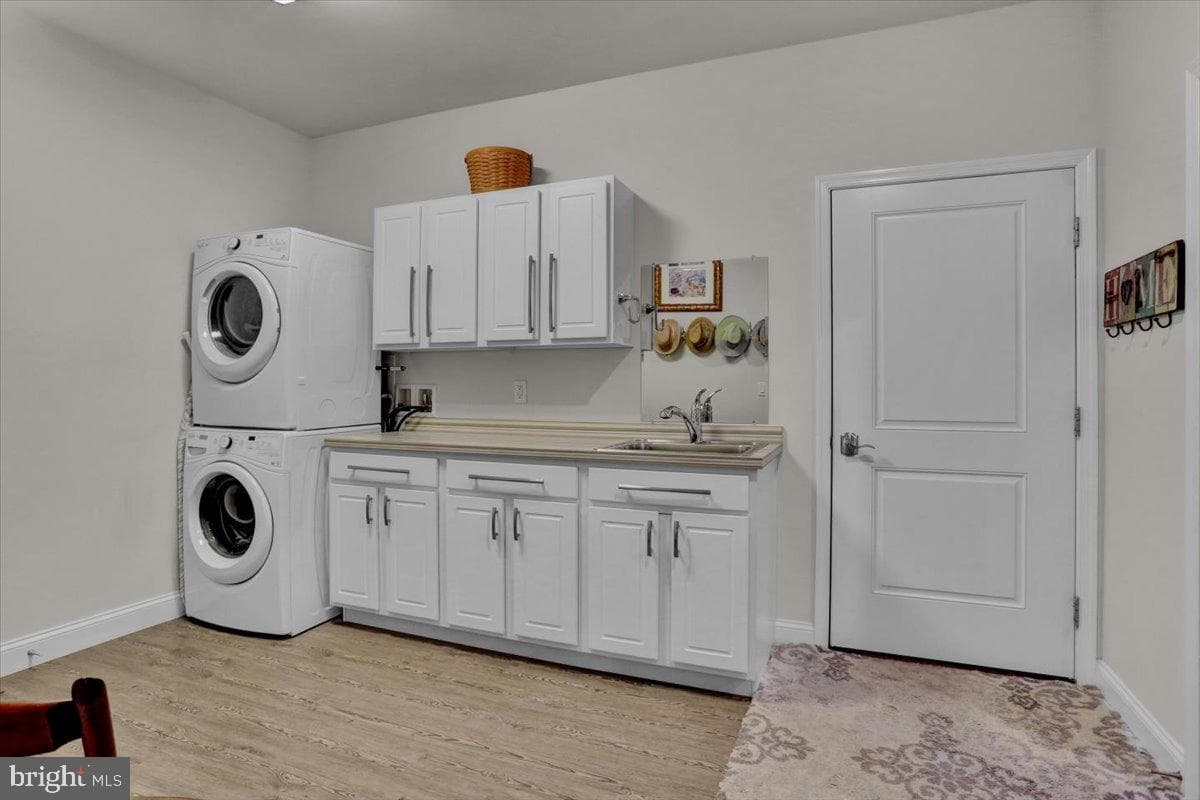 1026 Grant Circle photo 44