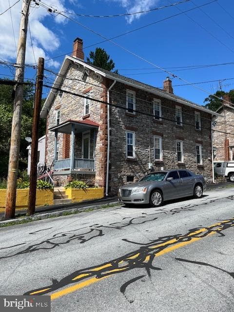 330 Boyd Street photo 1