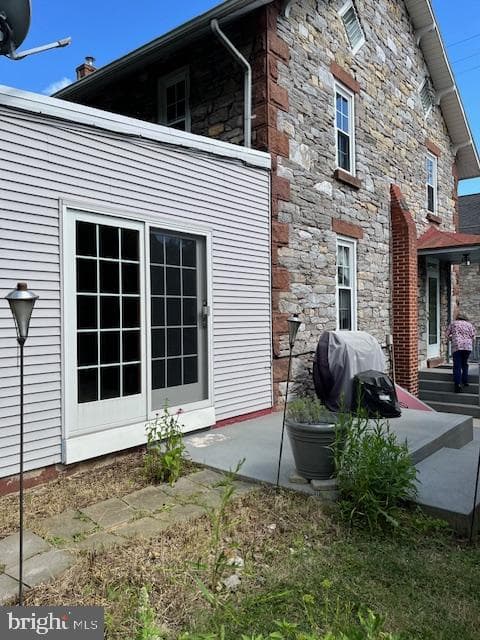 330 Boyd Street photo 2