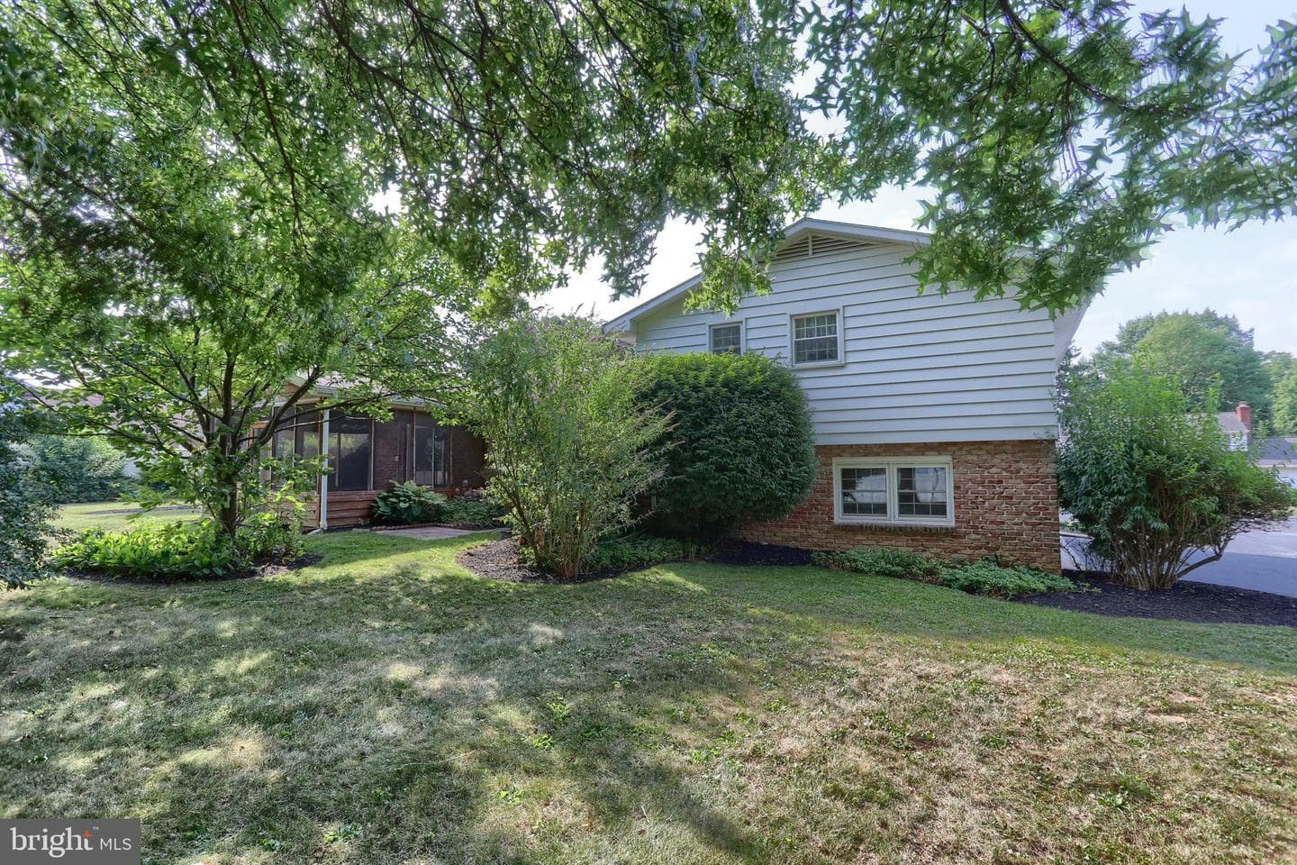 307 Ridge Road photo 3