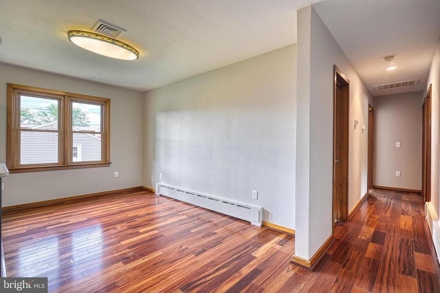 641 E Cherry Street photo 38