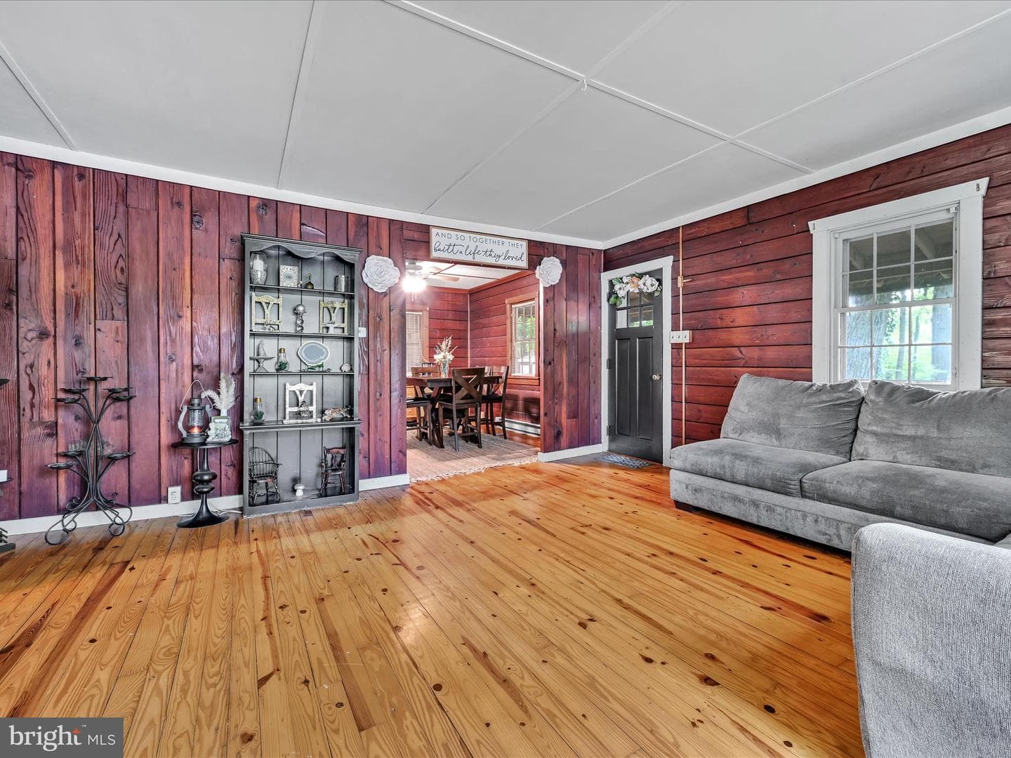 711 Beech Street photo 4