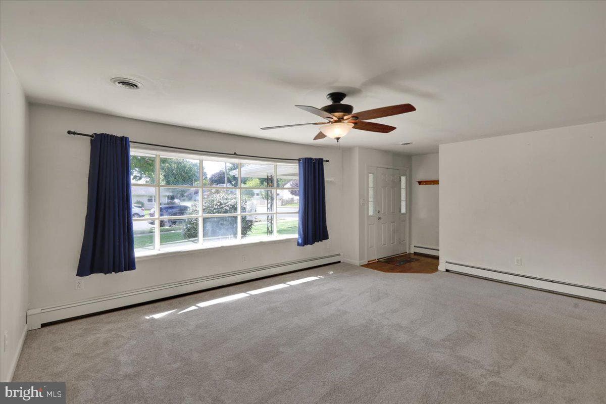 505 E Walnut Street photo 14