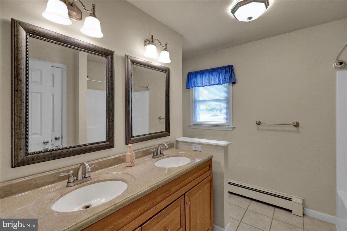 505 E Walnut Street photo 26