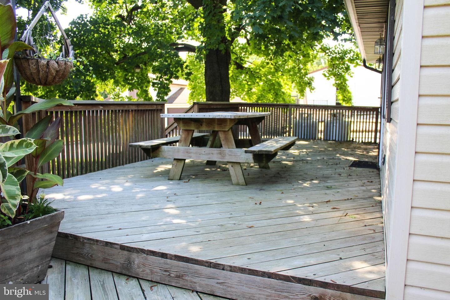 1660 Broad Street photo 8