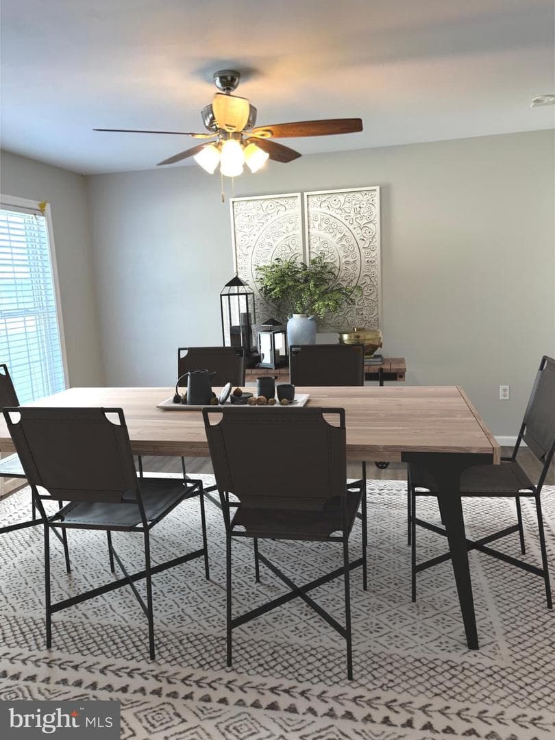 341 Lighthouse Drive photo 4