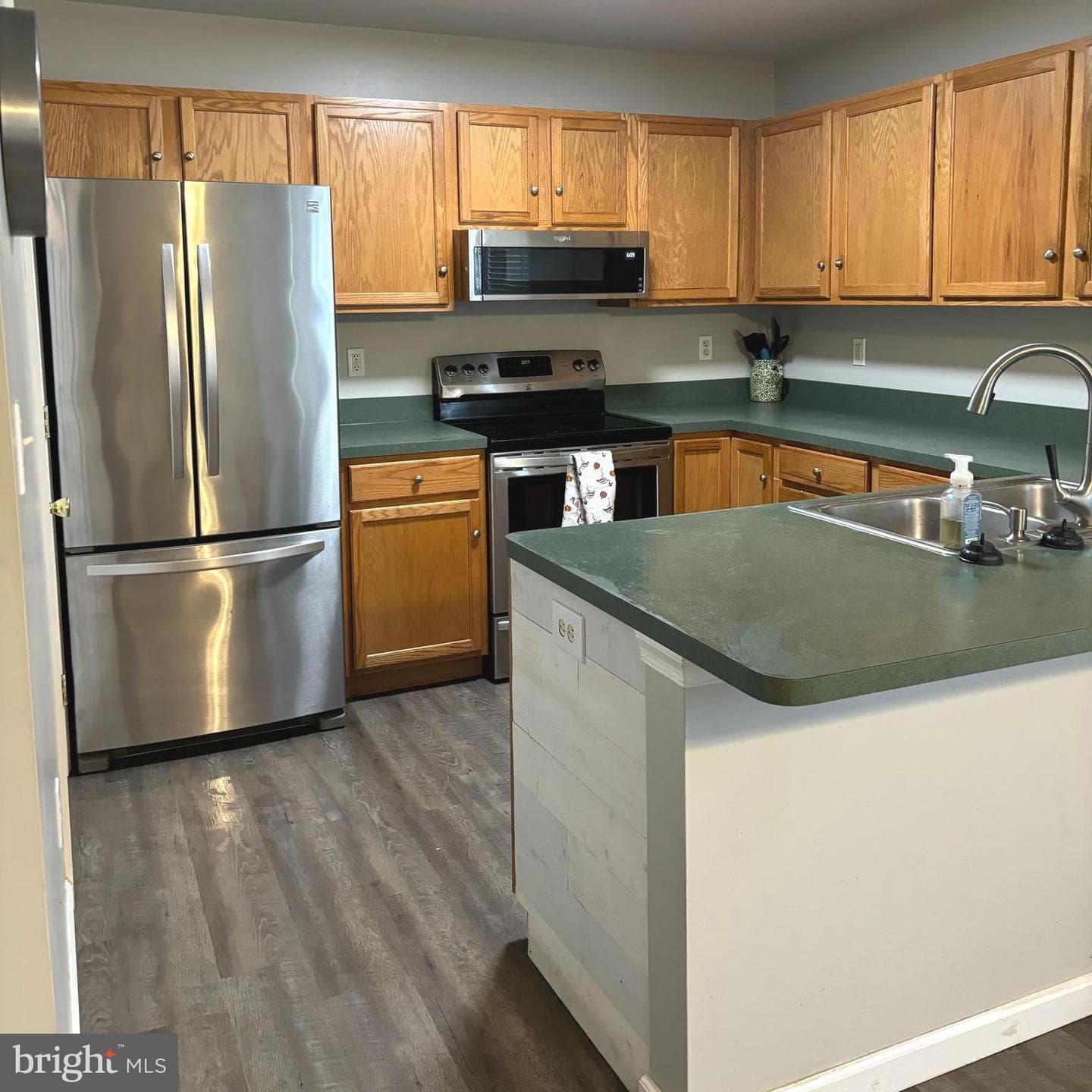 341 Lighthouse Drive photo 9