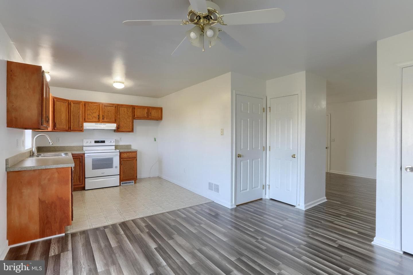 2127 Penn Street photo 15