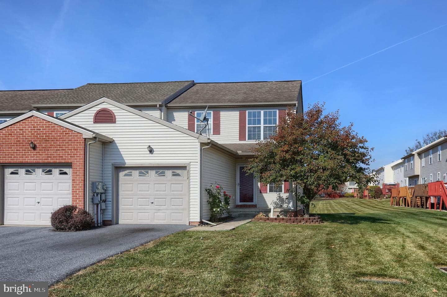 2127 Penn Street photo 3