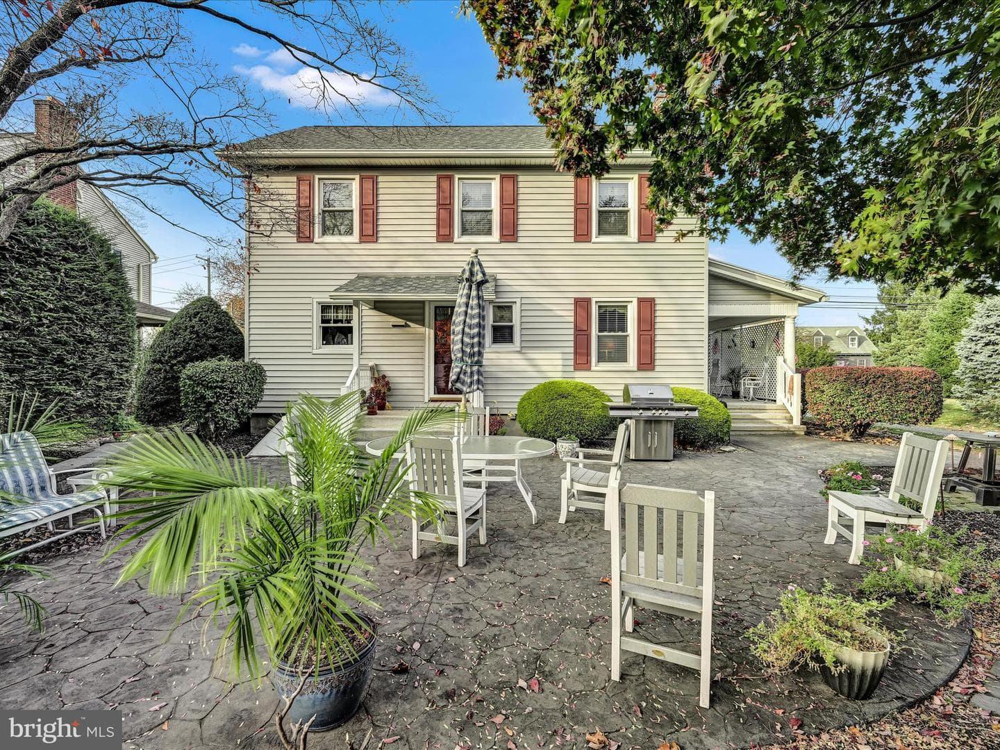 24 E Poplar Street photo 23