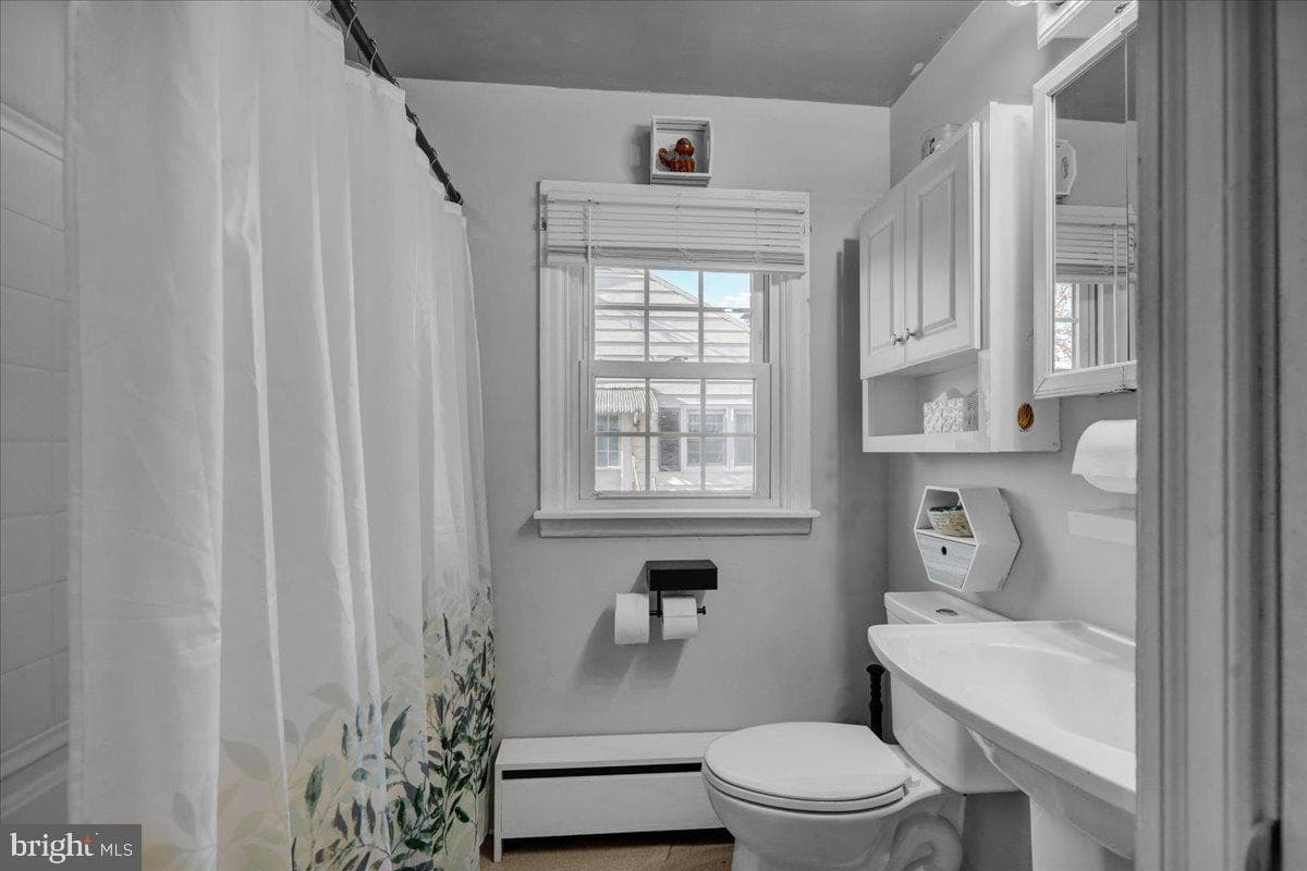 737 W Oak Street photo 15