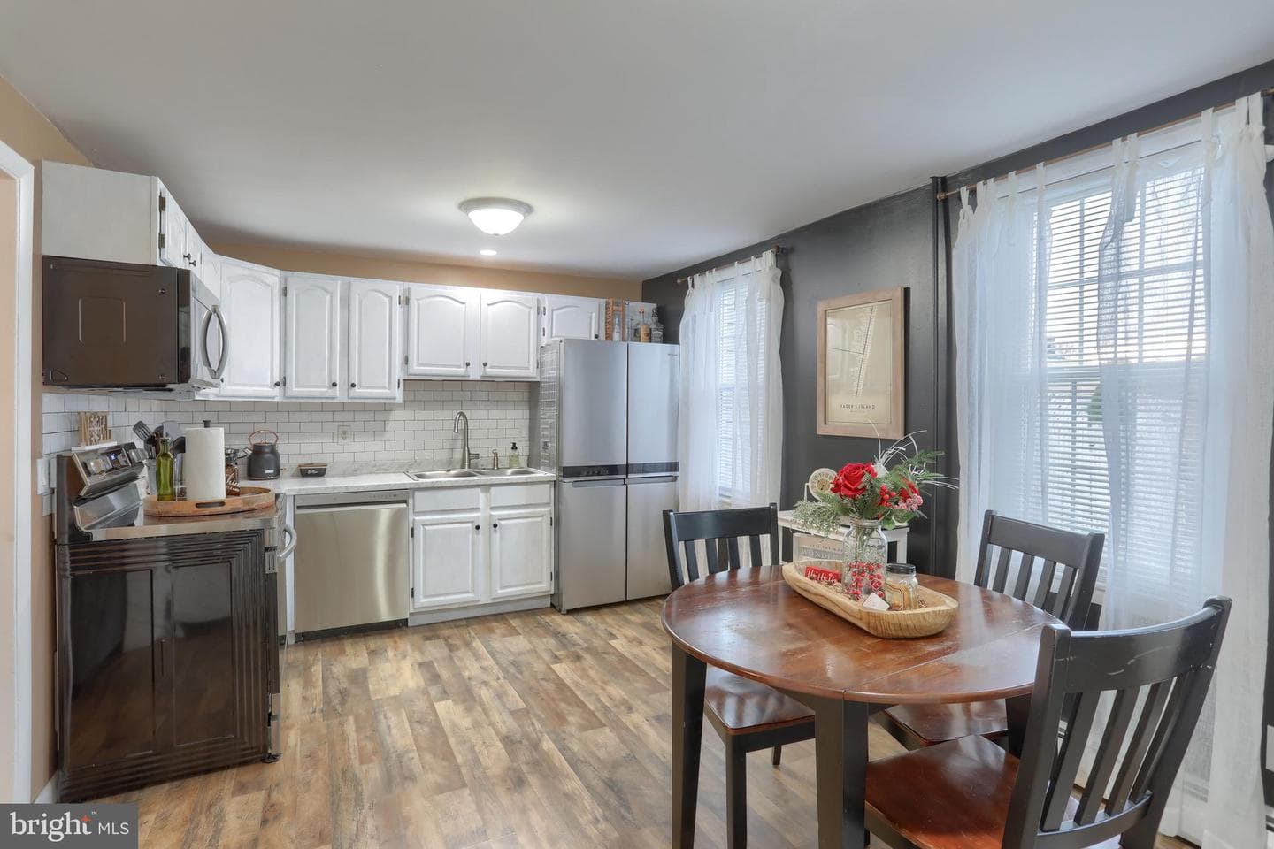 223 S 17th Street photo 4