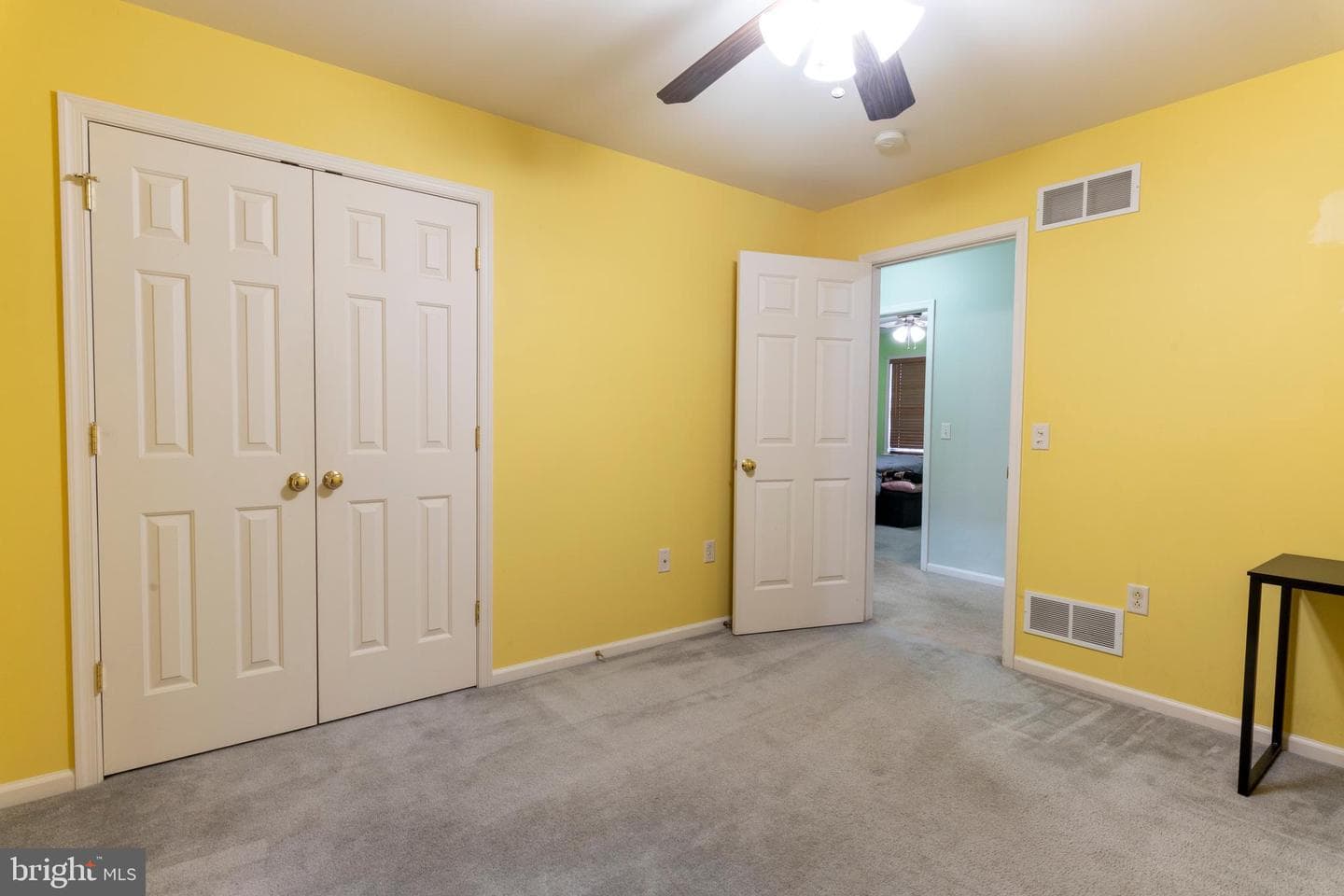 407 Charles Street photo 24