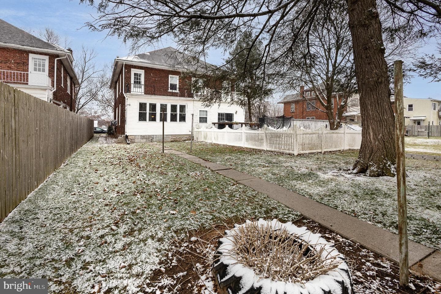 1035 Poplar Street photo 27