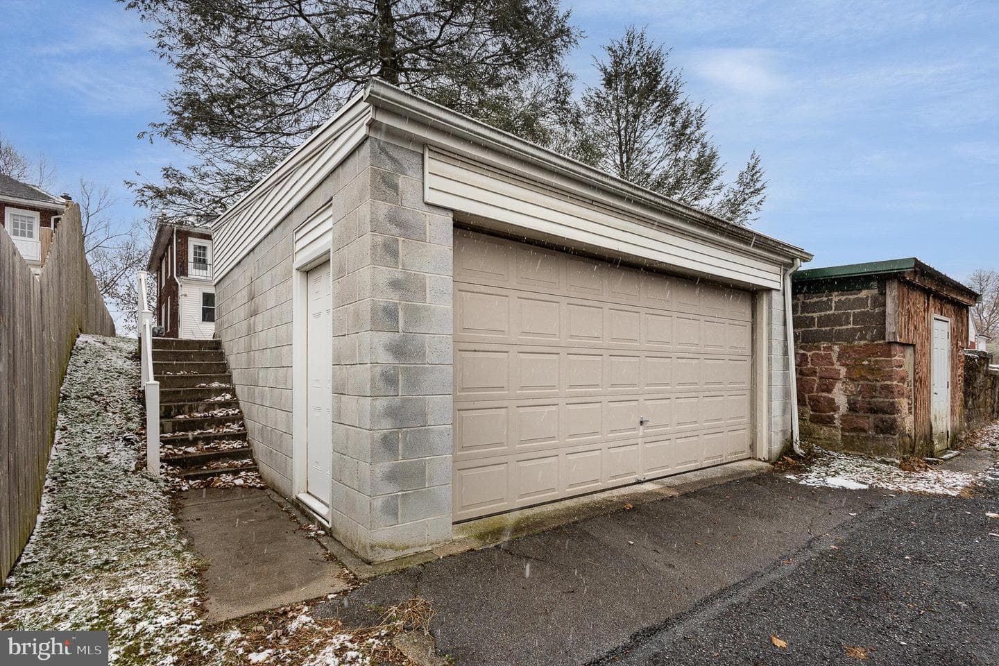 1035 Poplar Street photo 28