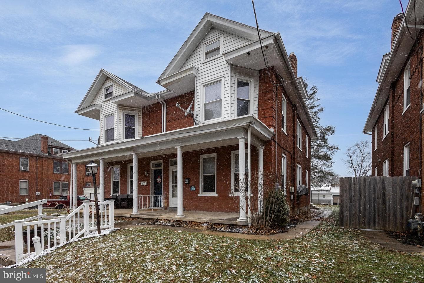 1035 Poplar Street photo 7