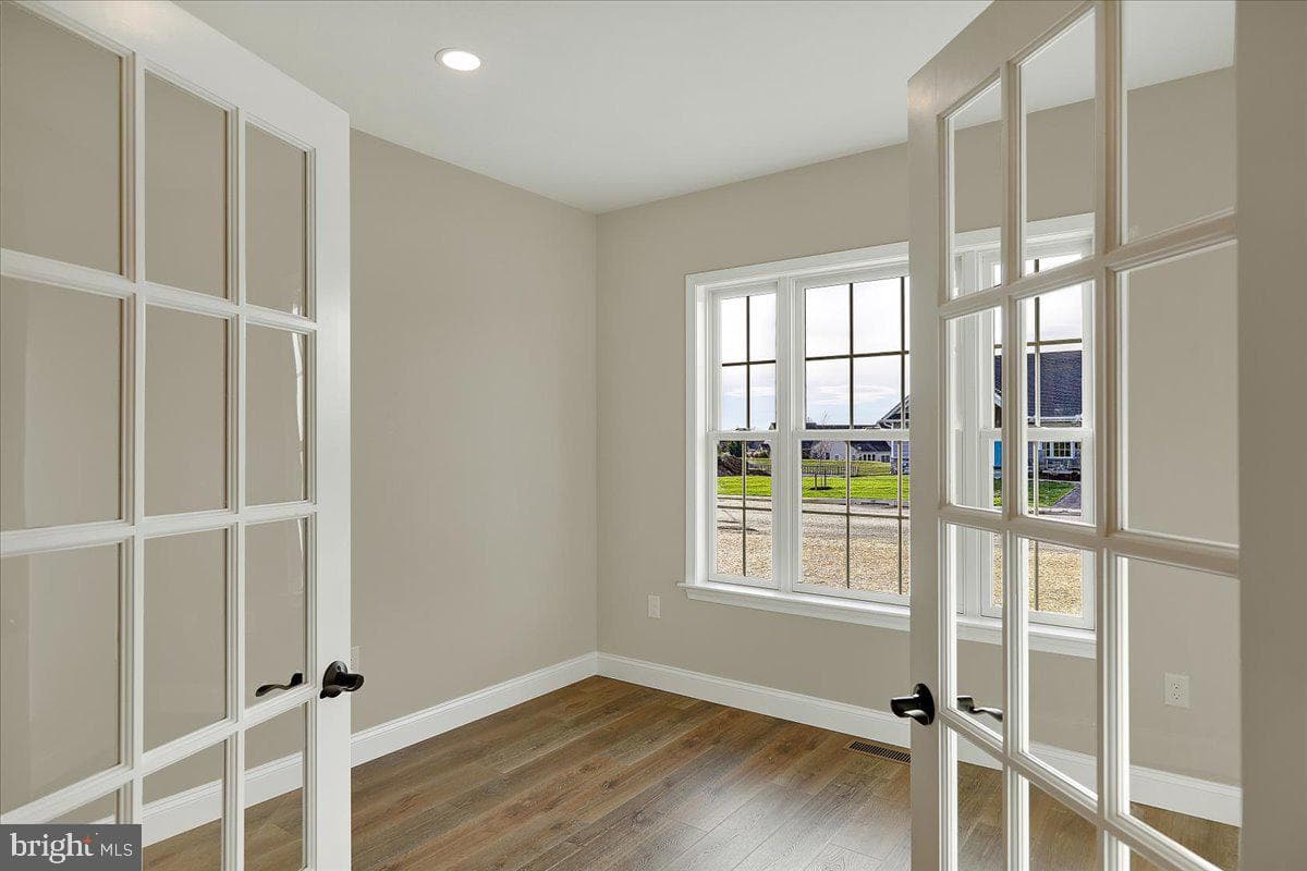 04 Rolling Meadow Road photo 32
