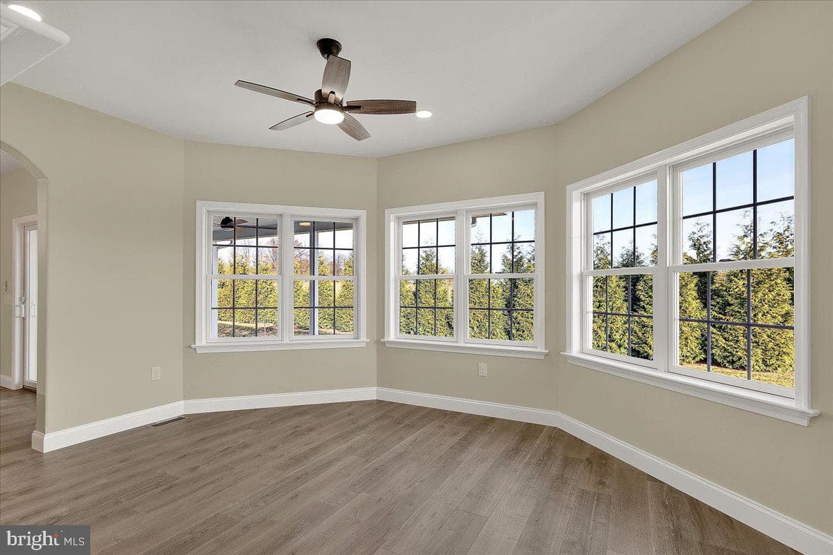 04 Rolling Meadow Road photo 8