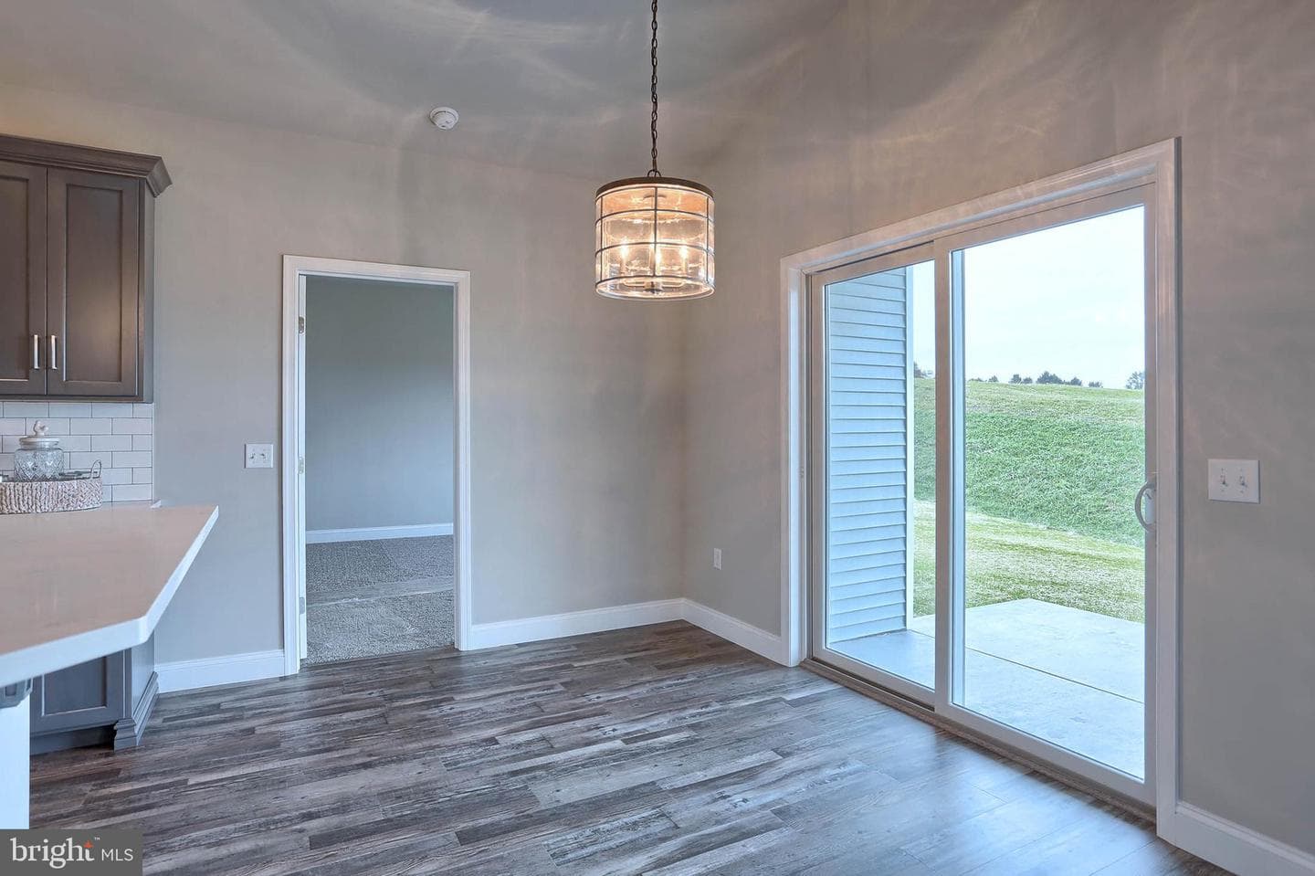 021 Rolling Meadow Road photo 14