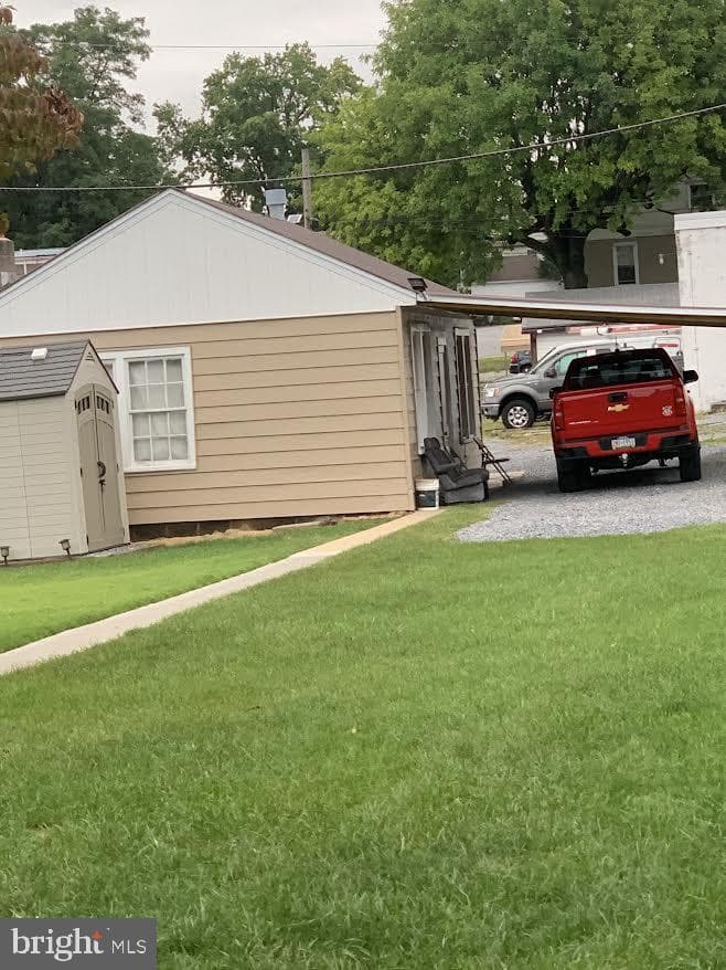 17 Pershing Avenue photo 4