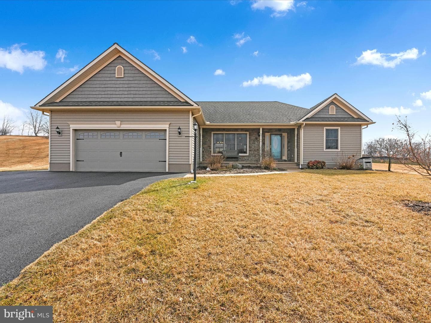 1526 Rolling Meadow Dr photo 1