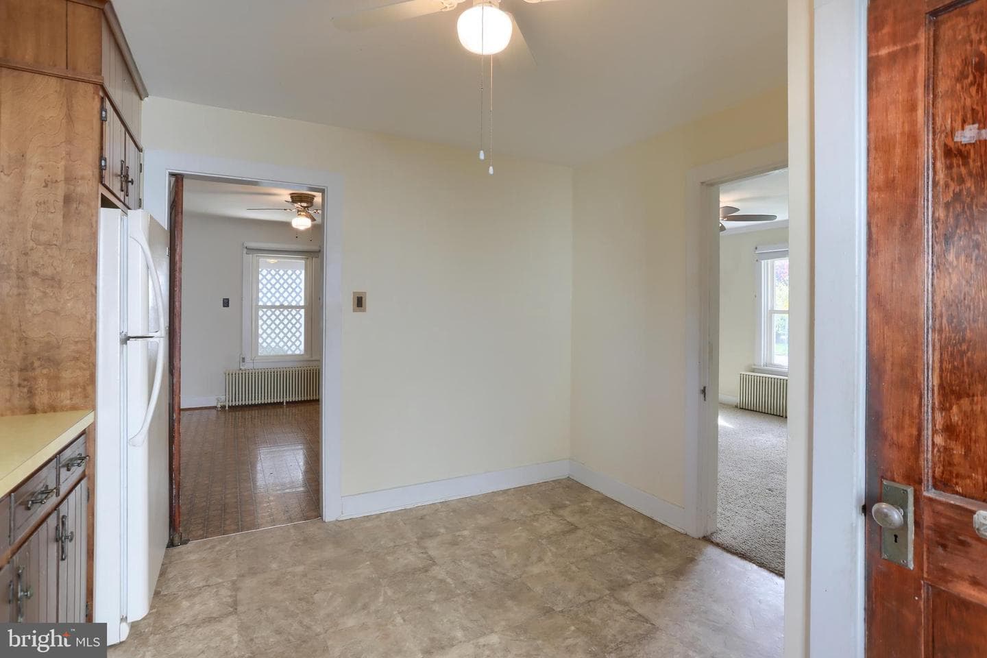 659 E Maple Street photo 14