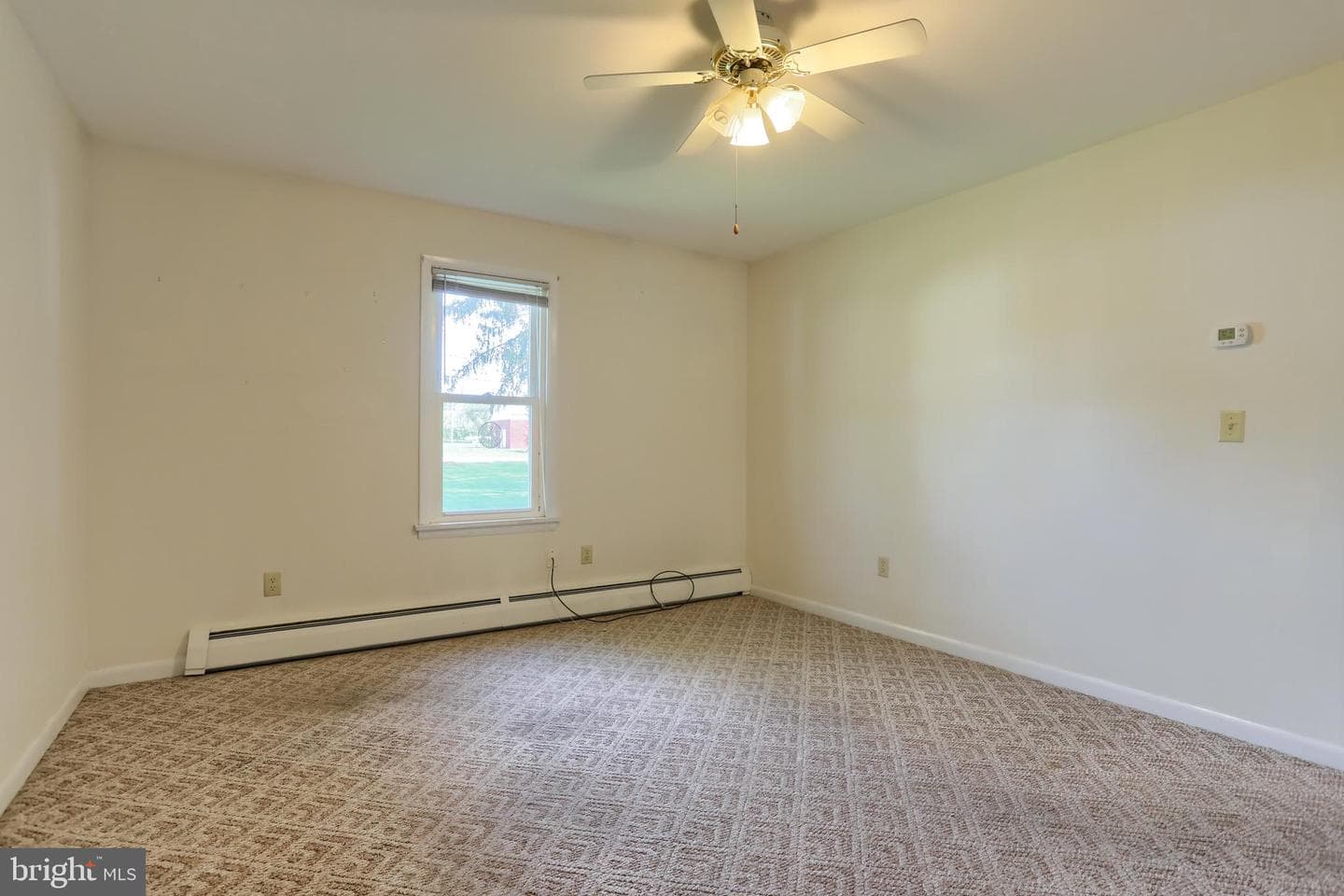 659 E Maple Street photo 16