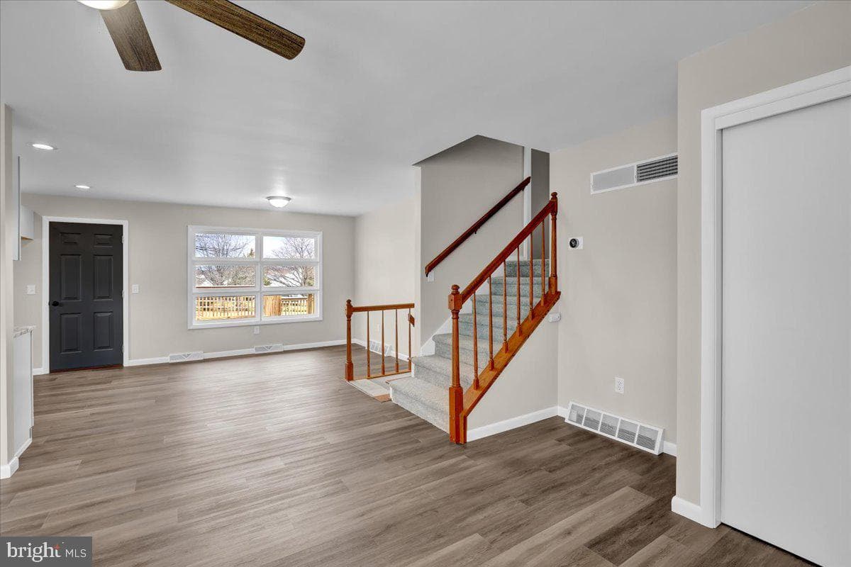 309 Davis Lane photo 11