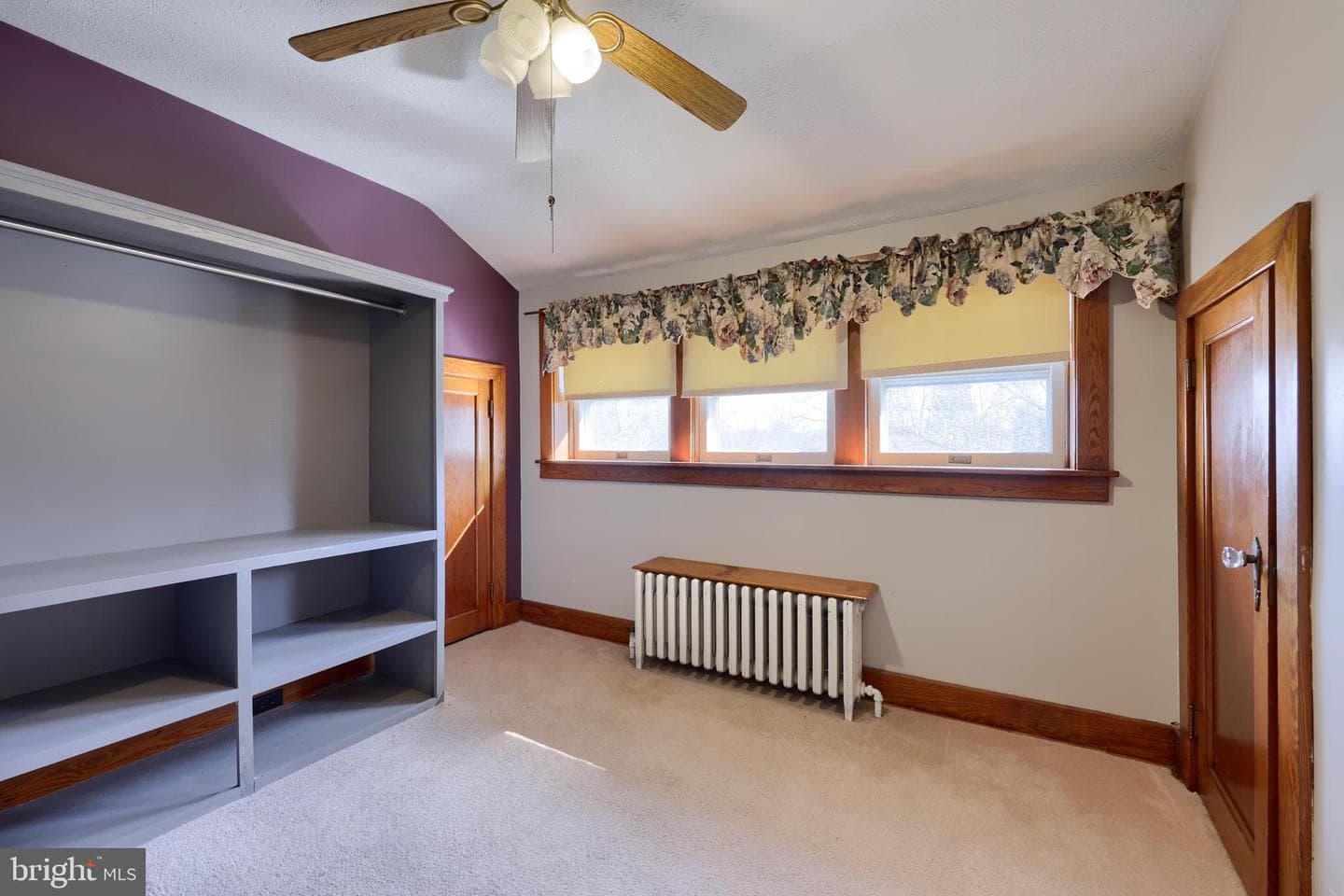 11 E Poplar Street photo 31