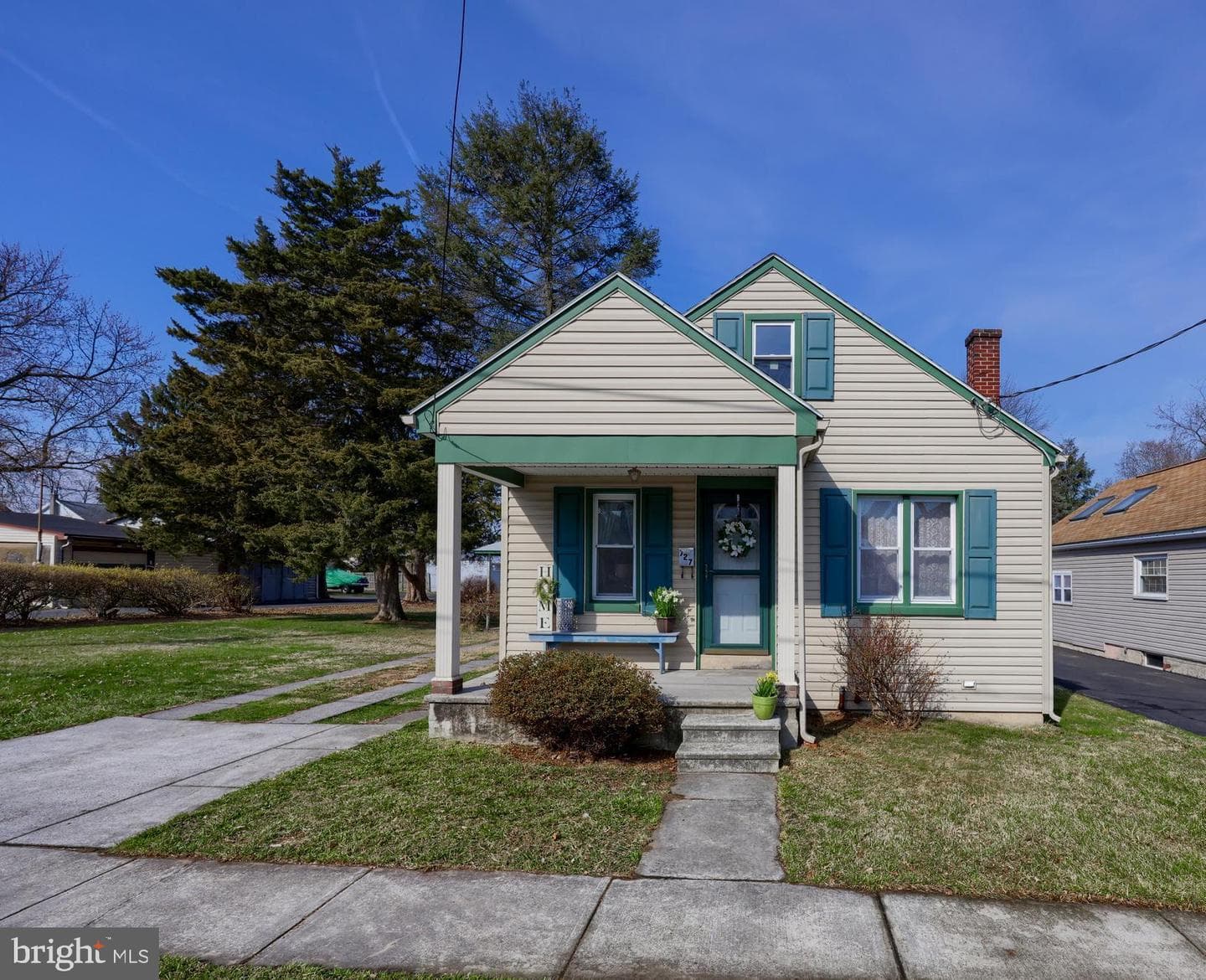 727 N Hanover Street photo 1
