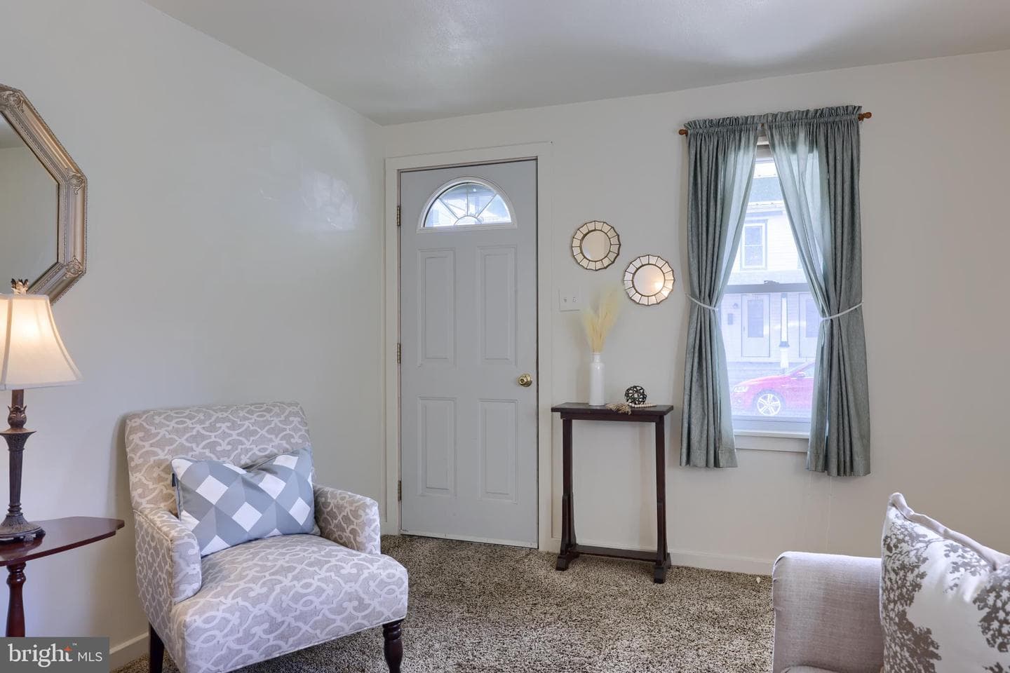 727 N Hanover Street photo 11