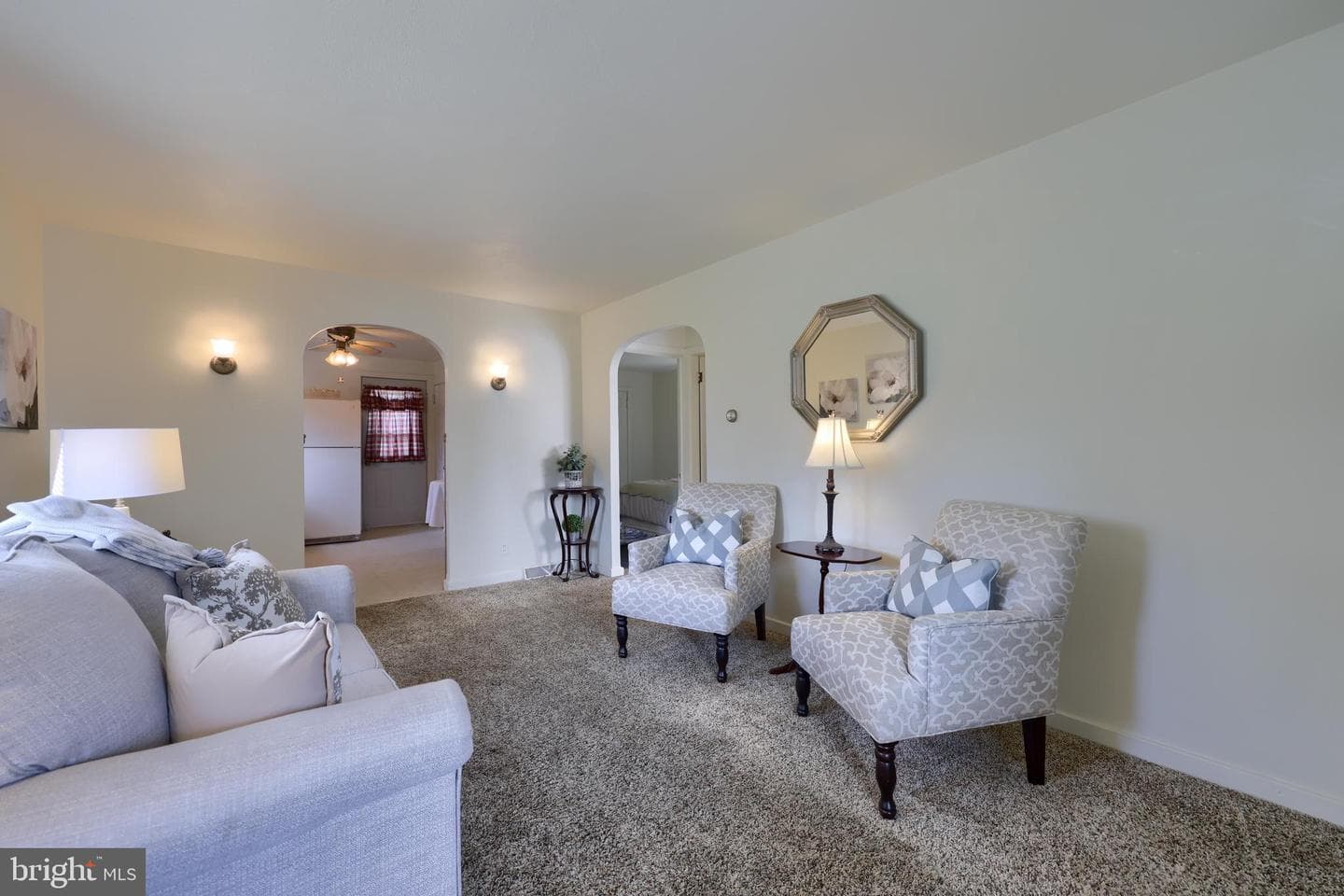 727 N Hanover Street photo 12