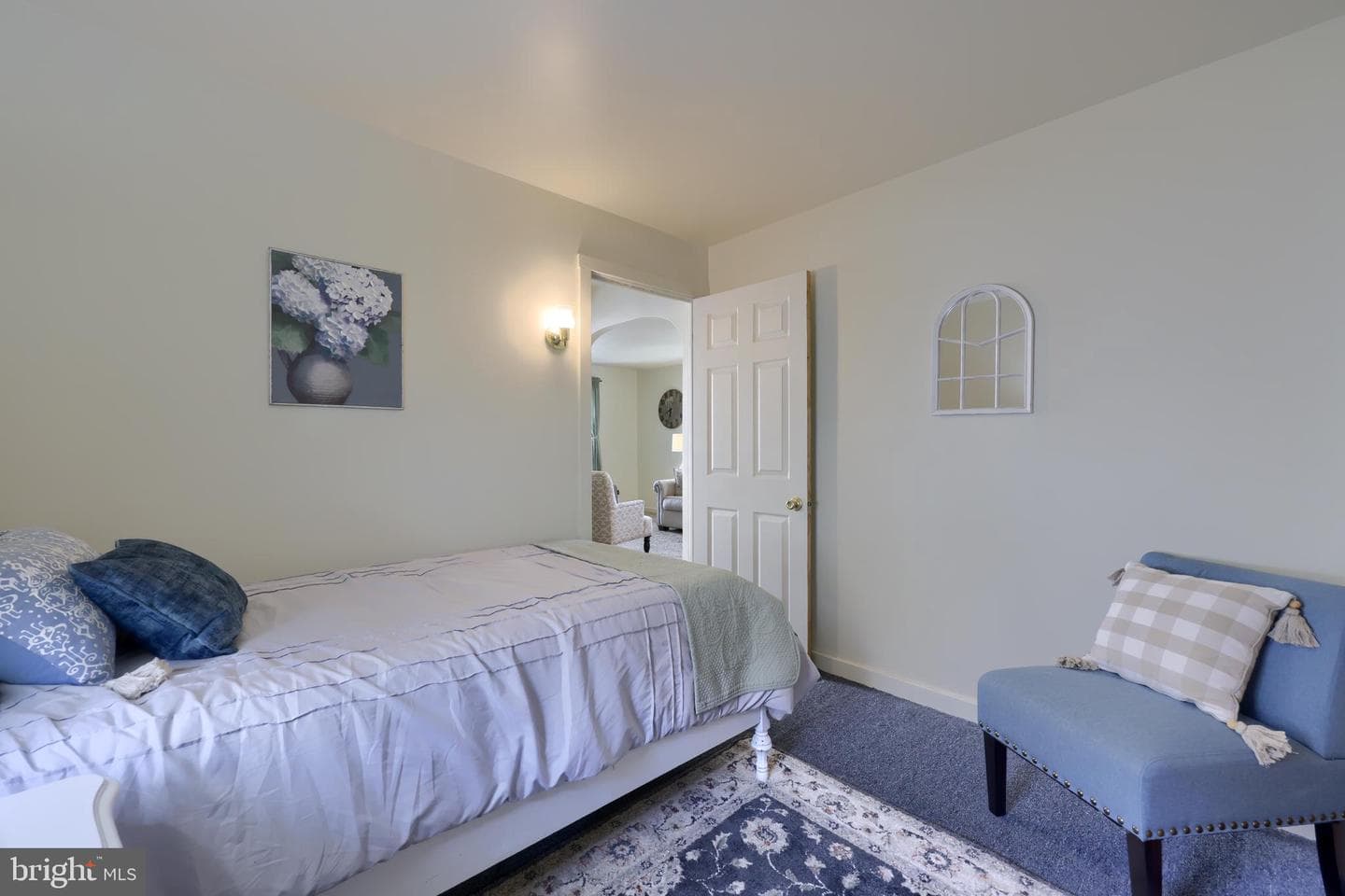 727 N Hanover Street photo 21