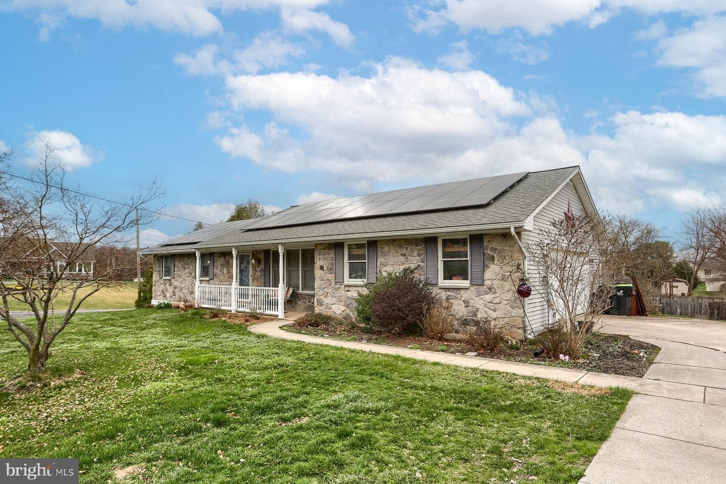 173 Schoolhouse Road photo 3