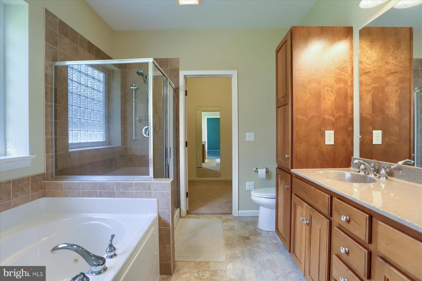 1033 Northgate Drive photo 17